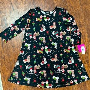 NWT-Girls X-Large Night gown/Dress. Christmas Llamas & Cactus 🎁Stocking stuffer